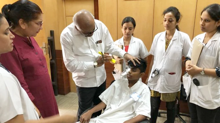Thane boy loses an eye due to firecrackers Thane boy loses an eye due to firecrackers