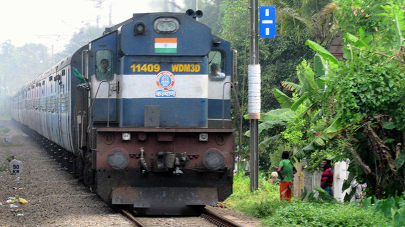 तांत्रिक बिघाडामुळे पश्चिम रेल्वेवरील ११ गाड्या रद्द