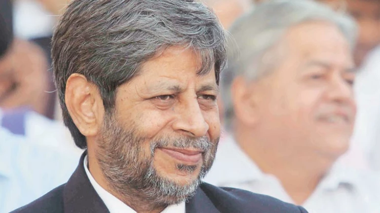 शिवसेना नेत्यांची नावं मुंबई-पुण्यातच शोभतील, श्रीहरी अणे यांची टीका शिवसेना नेत्यांची नावं मुंबई-पुण्यातच शोभतील, श्रीहरी अणे यांची टीका