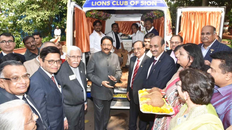 झोपडपट्टीवासीयांना मिळणार घरपोच आरोग्य सुविधा; फिरत्या दवाखान्याचा राज्यपालांच्या हस्ते शुभारंभ झोपडपट्टीवासीयांना मिळणार घरपोच आरोग्य सुविधा; फिरत्या दवाखान्याचा राज्यपालांच्या हस्ते शुभारंभ