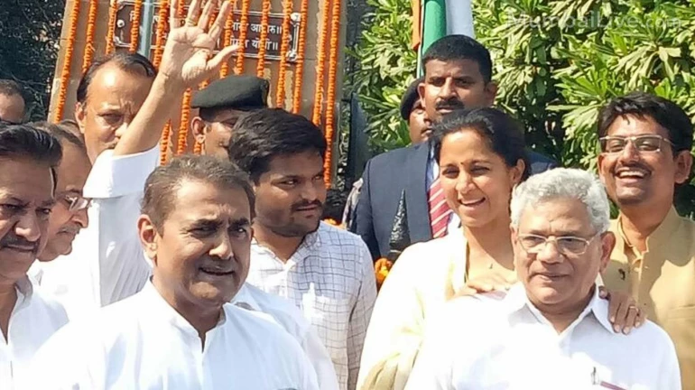 मुंबईत २५ नोव्हेंबरला 'संविधान बचाओ' रॅली मुंबईत २५ नोव्हेंबरला 'संविधान बचाओ' रॅली