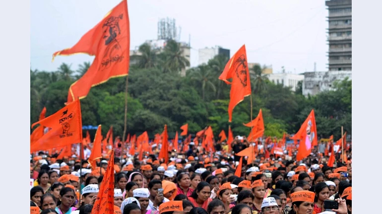 मराठा आरक्षण वादात... ओबीसी संघटना न्यायालयात देणार आव्हान मराठा आरक्षण वादात... ओबीसी संघटना न्यायालयात देणार आव्हान