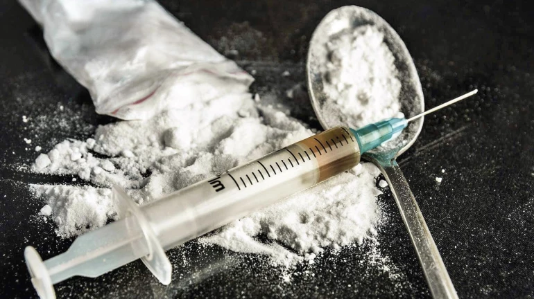 ४ कारवायांमध्ये १६ लाखांचे  ड्रग्ज हस्तगत; अंमली पदार्थ विभागाची कारवाई