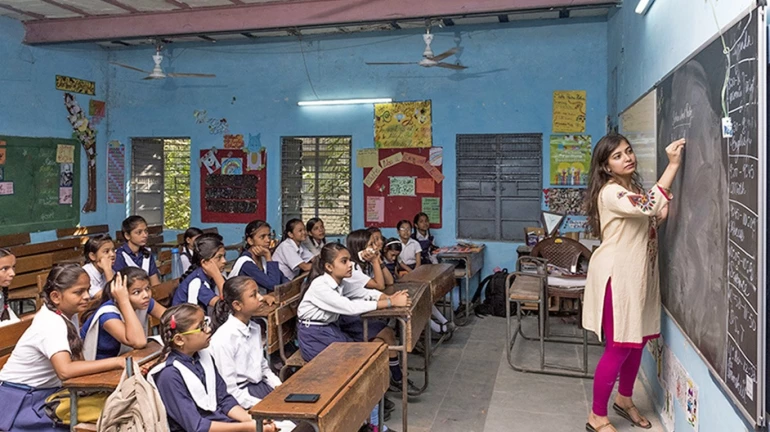 विनाअनुदानित शिक्षकांचा आक्रमक पवित्रा, सोमवारपासून बेमुदत आंदोलन विनाअनुदानित शिक्षकांचा आक्रमक पवित्रा, सोमवारपासून बेमुदत आंदोलन