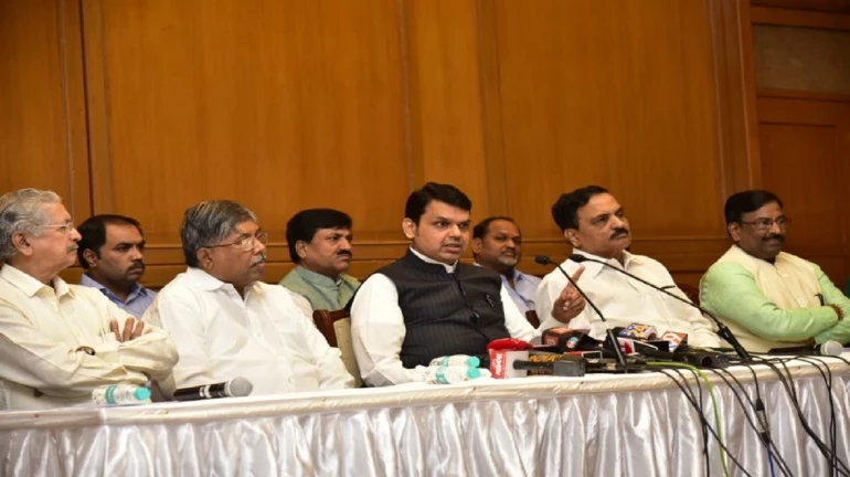 एसई-बीसी प्रवर्गात मराठा समाजाला आरक्षण, मुख्यमंत्र्यांची अधिवेशनाआधीच मोठी घोषणा एसई-बीसी प्रवर्गात मराठा समाजाला आरक्षण, मुख्यमंत्र्यांची अधिवेशनाआधीच मोठी घोषणा