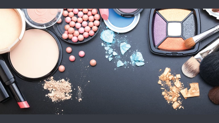 एक्सपायर झालेली ब्यूटी प्रॉडक्ट्सचा 'असा' करा वापर एक्सपायर झालेली ब्यूटी प्रॉडक्ट्सचा 'असा' करा वापर