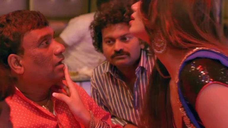 'नशीबवान' भाऊचा 'ब्लडी फूल...' परफॉर्मन्स 'नशीबवान' भाऊचा 'ब्लडी फूल...' परफॉर्मन्स