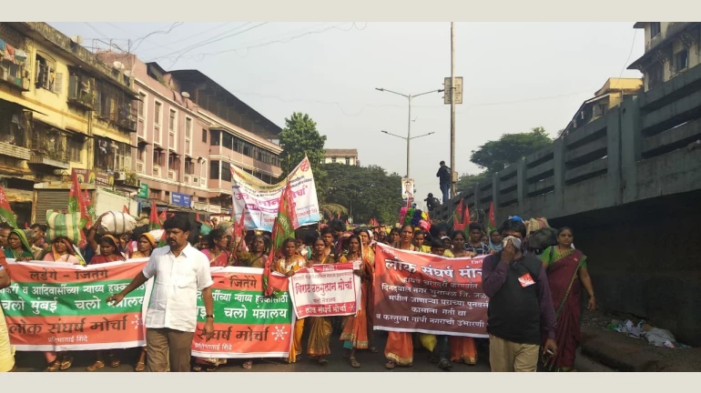 किसान मोर्चा: जब तक हमारी मांगे पूरी नहीं होगी नहीं होगी आजाद मैदान में ही रहेंगे किसान मोर्चा: जब तक हमारी मांगे पूरी नहीं होगी नहीं होगी आजाद मैदान में ही रहेंगे