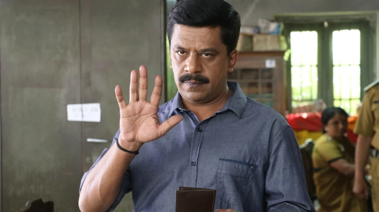 उपेंद्रचा अनोखा पोलिसी पॅटर्न उपेंद्रचा अनोखा पोलिसी पॅटर्न