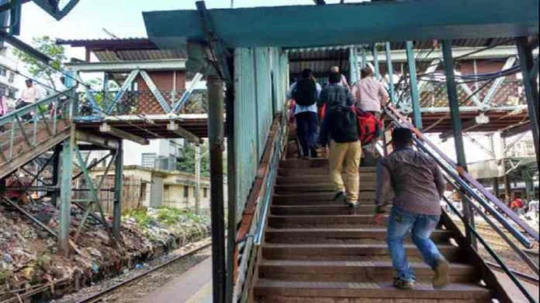 मस्जिद बंदर रेलवे स्टेशन के पास पैदल यात्री पुल को किया जाएगा ध्वस्त