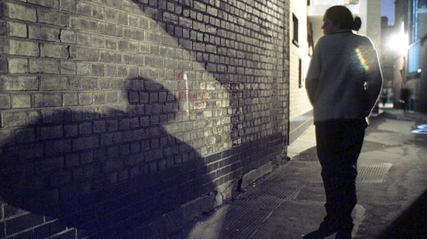 एकतर्फी प्रेमातून ५ वर्ष पाठलाग, तरूणाला अटक