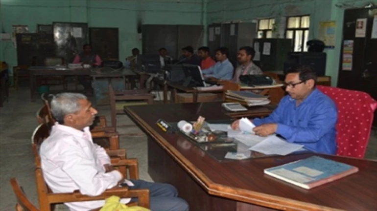 सरकारी कार्यालयातून दर सोमवारी मिळेल हवी ती माहिती! सरकारी कार्यालयातून दर सोमवारी मिळेल हवी ती माहिती!