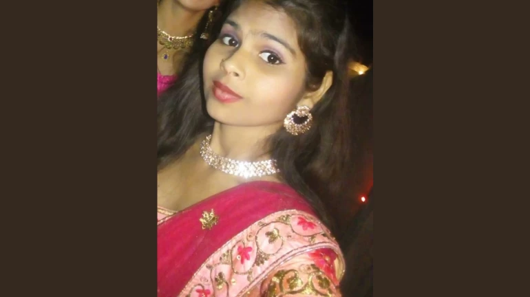 CM चषक कार्यक्रम में नाचते नाचते लड़की की अचानक मौत! CM चषक कार्यक्रम में नाचते नाचते लड़की की अचानक मौत!