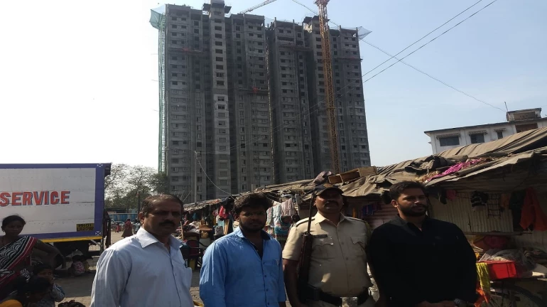 अँटॉप हिल परिसरात वीज चोरणाऱ्यांना अटक अँटॉप हिल परिसरात वीज चोरणाऱ्यांना अटक