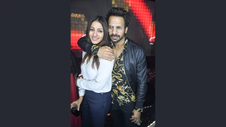 Karan Veer Mehra Hosts A Bash to celebrate Hott Studios' collaboration with Zee5 Karan Veer Mehra Hosts A Bash to celebrate Hott Studios' collaboration with Zee5