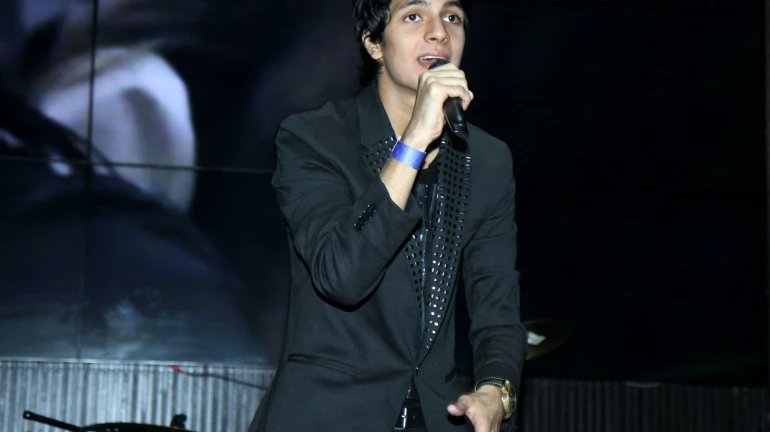 सिंगर आदेश श्रीवास्तव के बेटे के खिलाफ दर्ज हुआ केस सिंगर आदेश श्रीवास्तव के बेटे के खिलाफ दर्ज हुआ केस