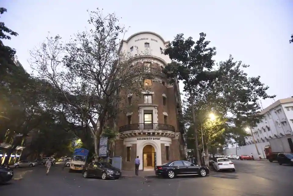 32-year-old dies as window shutter of a SoBo building crashes