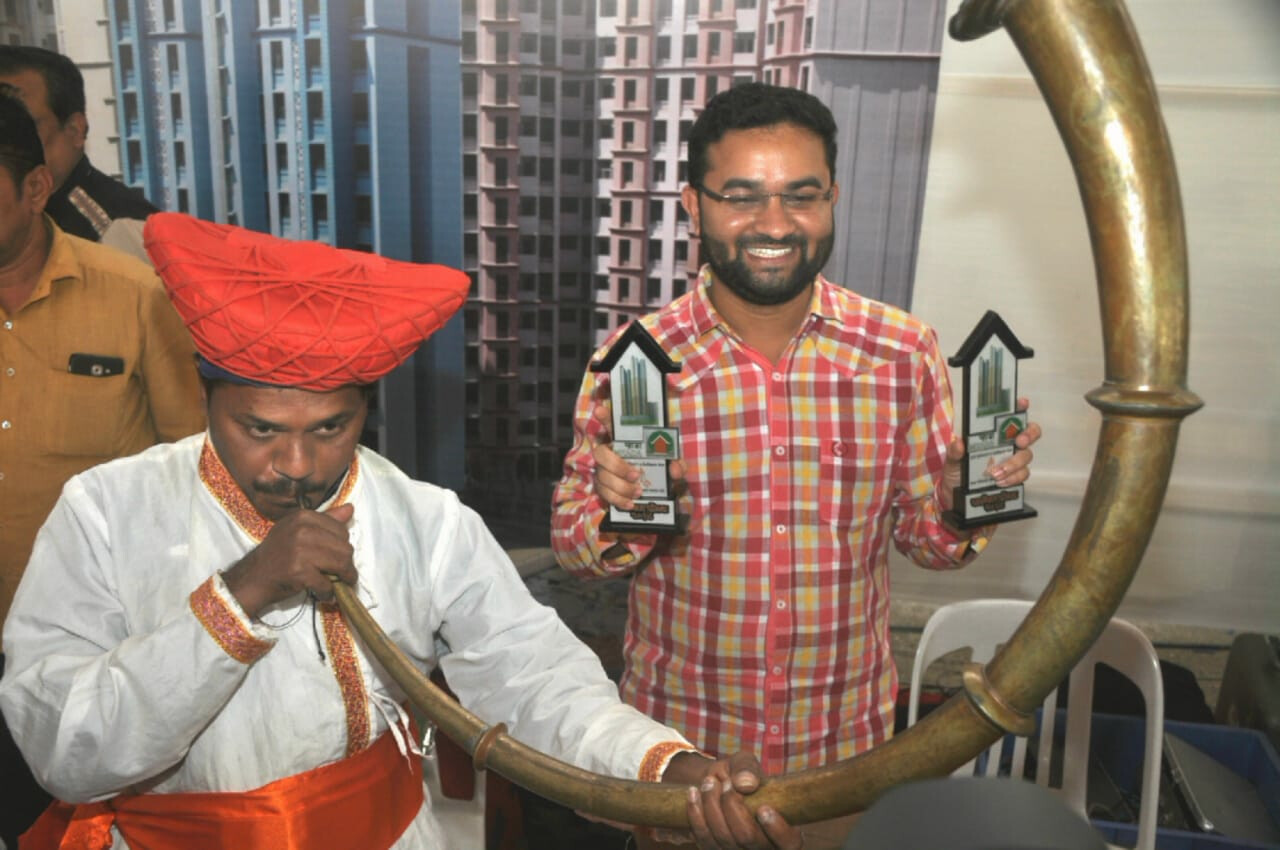 नशीब असावं तर असं... एकाच घरातील तीन जणांना लाॅटरी