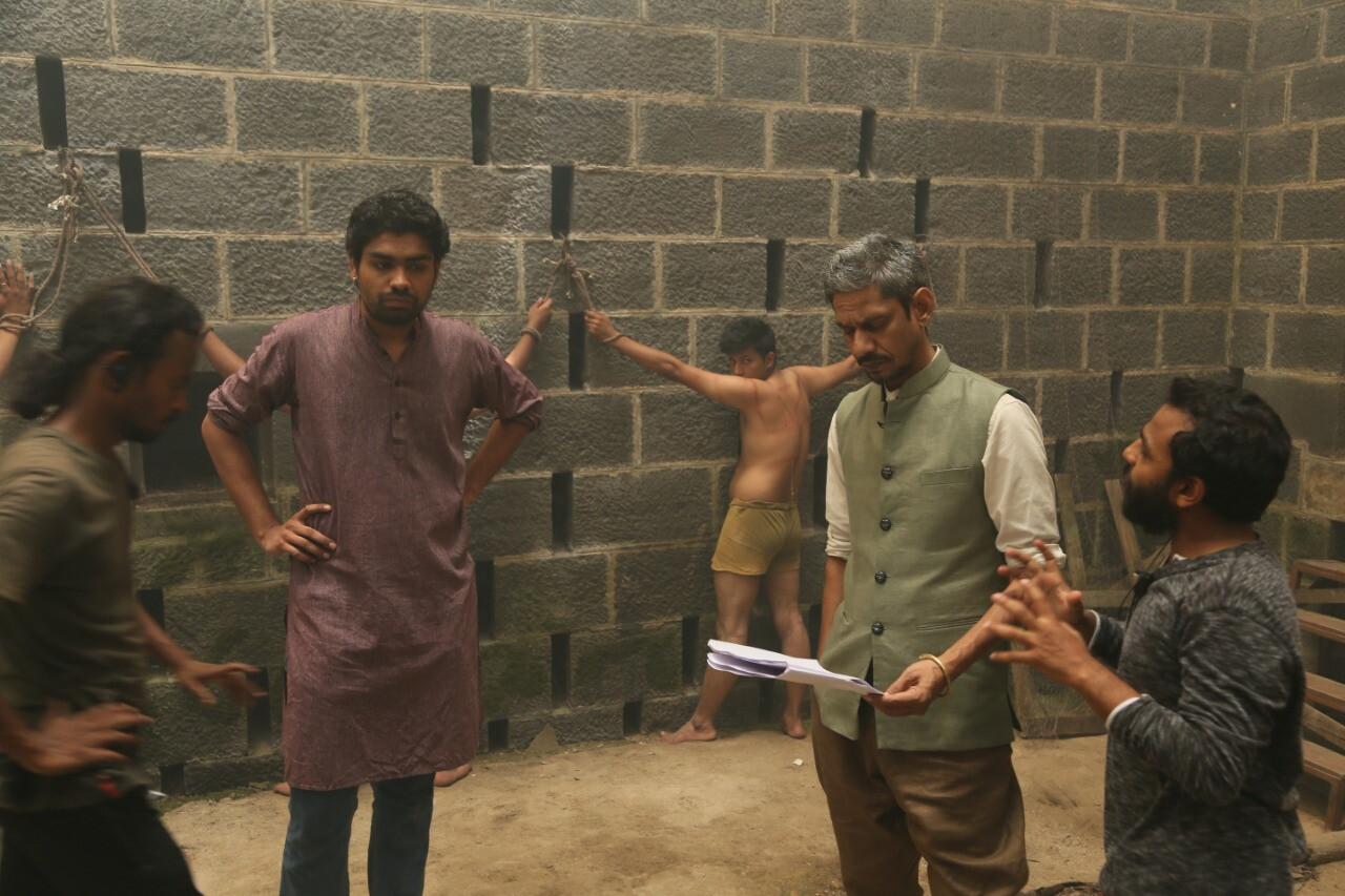 विनयभंगाच्या आरोपानंतर कौवा बिर्यानी फेम विजय राजची चित्रपटातून हकालपट्टी