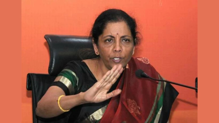 अर्थव्यवस्थेला नायटा झालाय, शिवसेनेची केंद्र सरकारवर टीका अर्थव्यवस्थेला नायटा झालाय, शिवसेनेची केंद्र सरकारवर टीका