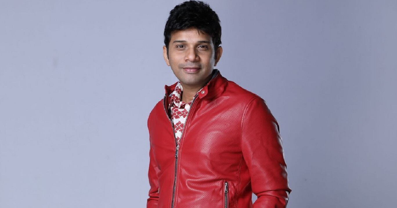 Karthik to croon the new version of 'Jeeye To Jeeye Kaise'