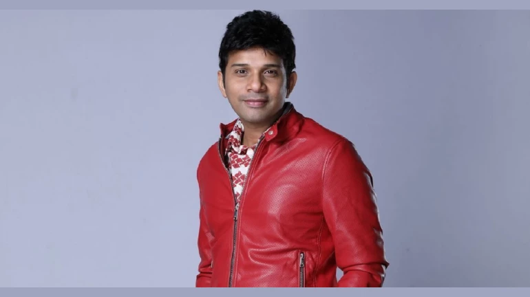 Karthik to croon the new version of 'Jeeye To Jeeye Kaise' Karthik to croon the new version of 'Jeeye To Jeeye Kaise'