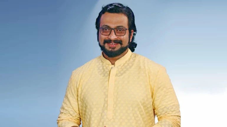 बागी NCP विधायक अमोल कोल्हे शरद पवार के पास लौटे बागी NCP विधायक अमोल कोल्हे शरद पवार के पास लौटे