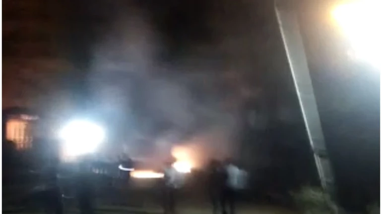 अंधेरीतील कामगार रूग्णालयात पुन्हा अाग अंधेरीतील कामगार रूग्णालयात पुन्हा अाग