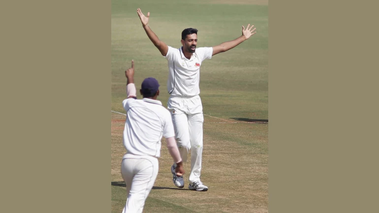 Ranji Trophy 2018/19: Dhawal Kulkarni misses match against Saurashtra after Mumbai drop him Ranji Trophy 2018/19: Dhawal Kulkarni misses match against Saurashtra after Mumbai drop him