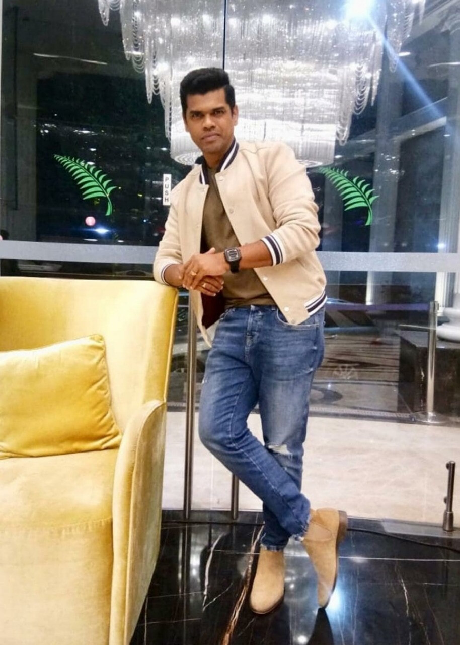 सिध्दार्थ जाधवने केली बीडच्या ८५ अनाथ मुलांना मदत