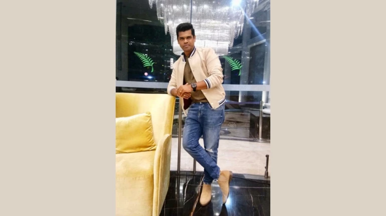 सिध्दार्थ जाधवने केली बीडच्या ८५ अनाथ मुलांना मदत सिध्दार्थ जाधवने केली बीडच्या ८५ अनाथ मुलांना मदत