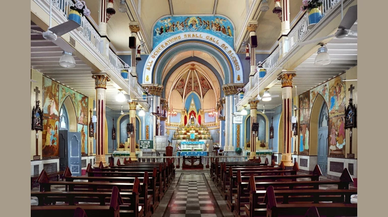 मुंबई की इन जगहों पर देखने लायक होता है क्रिसमस का नजारा मुंबई की इन जगहों पर देखने लायक होता है क्रिसमस का नजारा