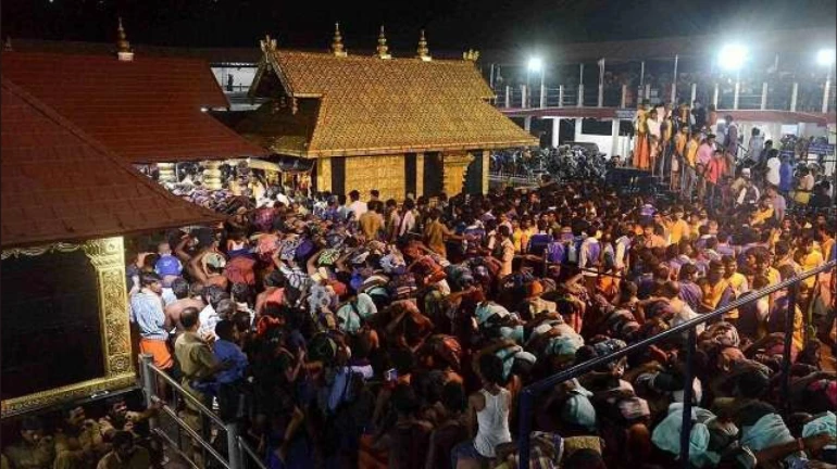 Sabarimala Row: Mumbai women to form ‘women chain’ in protest Sabarimala Row: Mumbai women to form ‘women chain’ in protest