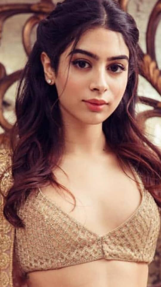 श्रीदेवीची खुशी बाॅलीवूडच्या वाटेवर!