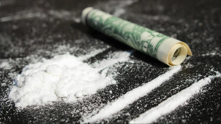 फूड एंड ड्रग एडमिनिस्ट्रेशन ने 31 करोड़ रुपये के बैन हुक्के का स्टॉक ज़ब्त किया फूड एंड ड्रग एडमिनिस्ट्रेशन ने 31 करोड़ रुपये के बैन हुक्के का स्टॉक ज़ब्त किया