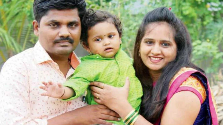 जाको राखे साइयां....चौथी मंजिल से गिरने के बाद भी 14 महीने का बच्चा सुरक्षित जाको राखे साइयां....चौथी मंजिल से गिरने के बाद भी 14 महीने का बच्चा सुरक्षित