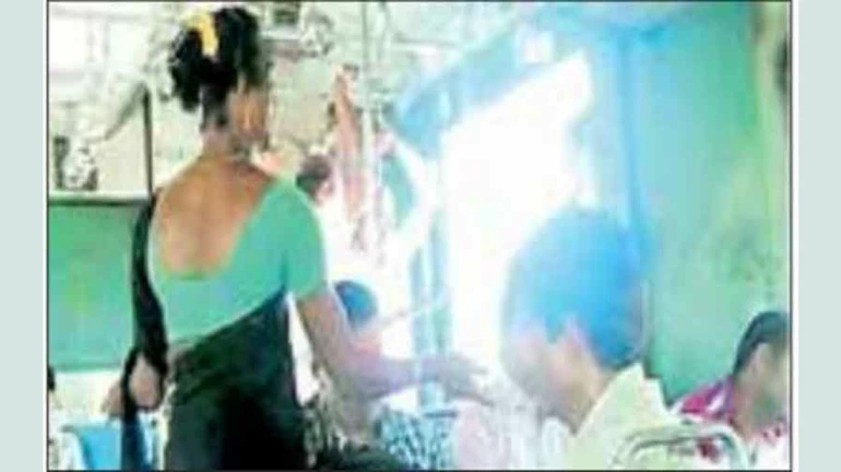 गांव जाने वाली ट्रेनों में यात्रियों के साथ दुर्व्यवहार करने वाले किन्नरों के खिलाफ होगी कार्रवाई गांव जाने वाली ट्रेनों में यात्रियों के साथ दुर्व्यवहार करने वाले किन्नरों के खिलाफ होगी कार्रवाई