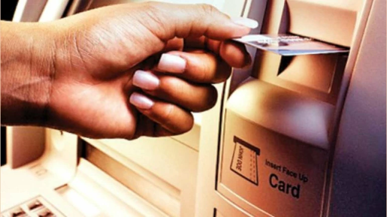 35-year-old nabs conman after visiting ATM for 17 days in a row 35-year-old nabs conman after visiting ATM for 17 days in a row