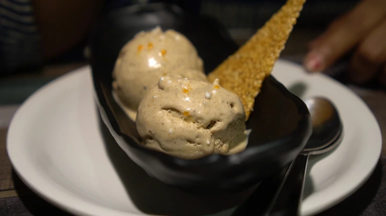 तीळगुळ आईस्क्रिम खा आणि गोड गोड बोला तीळगुळ आईस्क्रिम खा आणि गोड गोड बोला