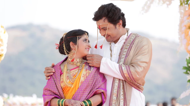 महाराष्ट्राने खाल्ले विकिशाच्या लग्नाचे पेढे! महाराष्ट्राने खाल्ले विकिशाच्या लग्नाचे पेढे!