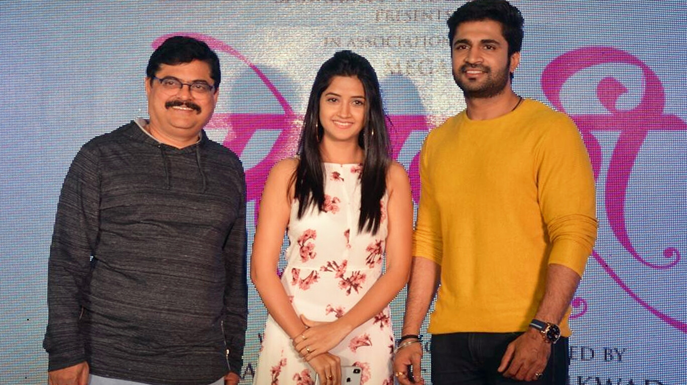 भरतसोबत 'प्रेमवारी'वर निघाले चिन्मय-मयूरी