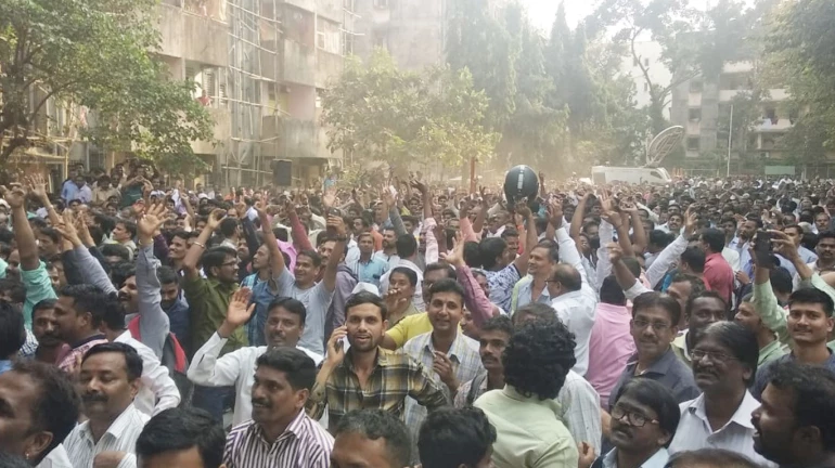 बेस्ट कर्मचारी साजरी करणार गोड संक्रांत, लाडू, फटाके आणि जल्लोष बेस्ट कर्मचारी साजरी करणार गोड संक्रांत, लाडू, फटाके आणि जल्लोष