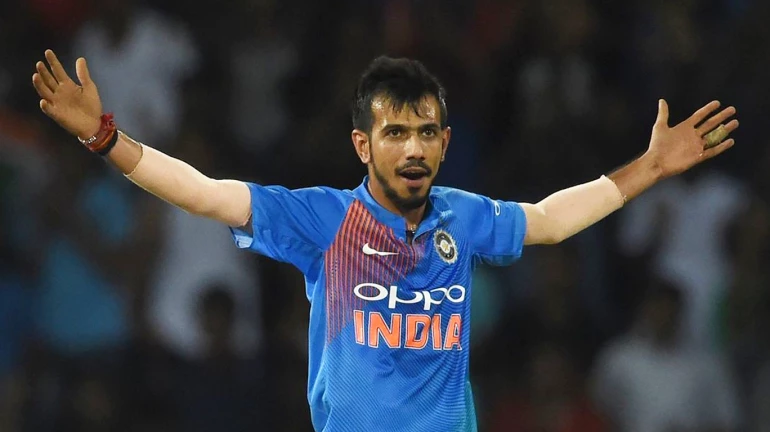 चहलची दमदार कामगिरी, आॅस्ट्रेलियाच्या भूमीत विकेटसचा सिक्सर चहलची दमदार कामगिरी, आॅस्ट्रेलियाच्या भूमीत विकेटसचा सिक्सर