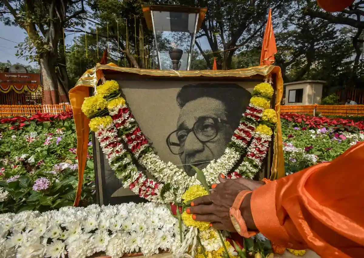 शिवसेना 23 जनवरी को बाल ठाकरे के स्मारक का करेगी भूमिपूजन