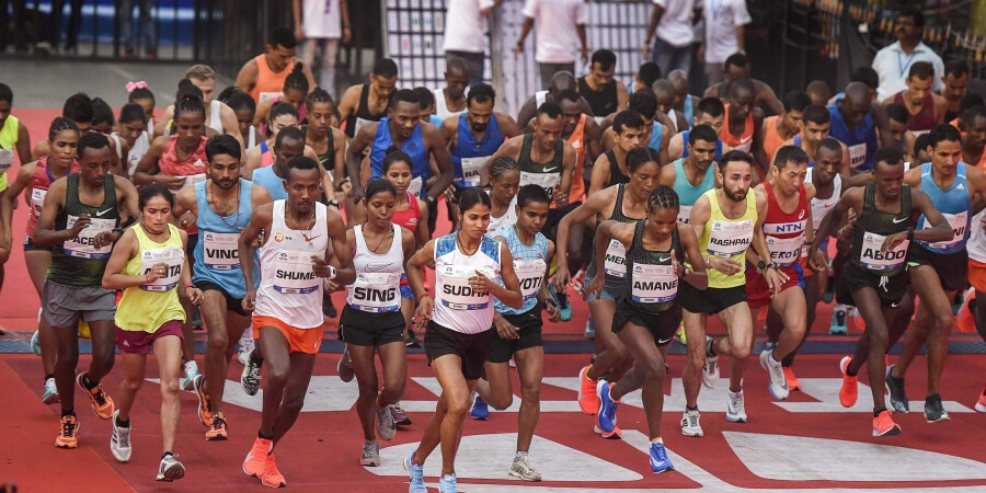 मुंबई मैराथन -  14 लोगों को अस्पताल में किया गया भर्ती