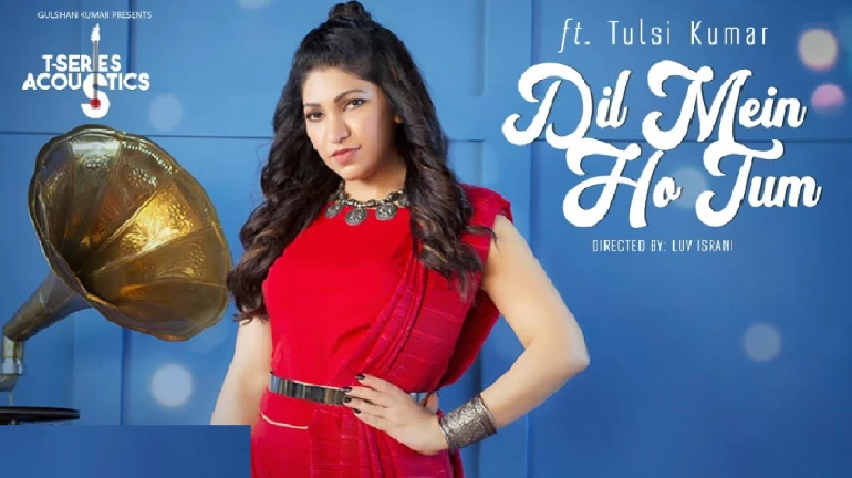 Tulsi Kumar releases the acoustic version of 'Dil Mein Ho Tum'
