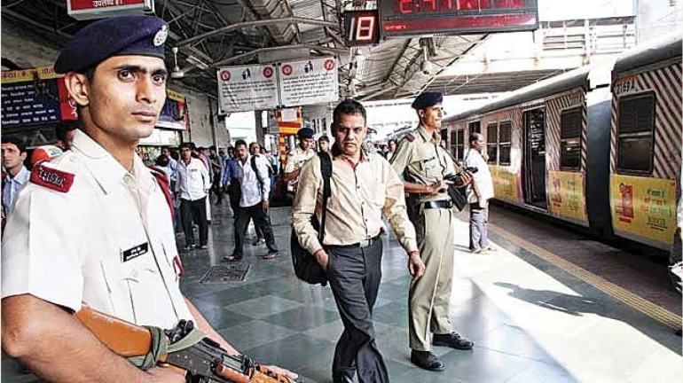 In the wake of increased train robberies, Indian railways ask for additional 2000 Home Guards In the wake of increased train robberies, Indian railways ask for additional 2000 Home Guards