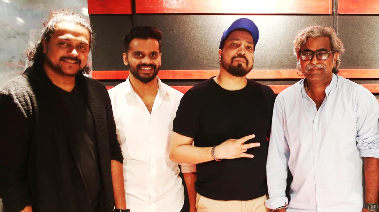 मिकाचं मराठमोळं गाणं देणार 'डोक्याला शॉट'! मिकाचं मराठमोळं गाणं देणार 'डोक्याला शॉट'!