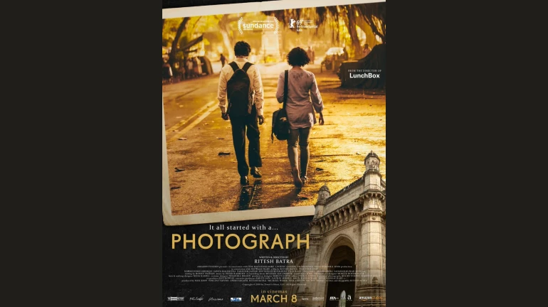 नवाजुद्दीन-सान्याच्या 'फोटोग्राफ'चा फर्स्ट लुक! नवाजुद्दीन-सान्याच्या 'फोटोग्राफ'चा फर्स्ट लुक!