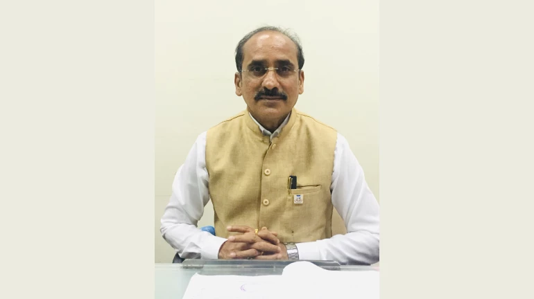 मुंबई विश्वविद्यालय के नवनियुक्त रजिस्ट्रार डॉ. अजय देशमुख ने संभाला अपना कार्यभार मुंबई विश्वविद्यालय के नवनियुक्त रजिस्ट्रार डॉ. अजय देशमुख ने संभाला अपना कार्यभार